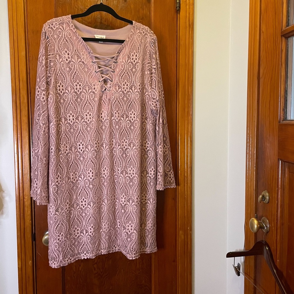 Pink lace dress 3x